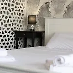 Appartement Center Iii By Goldenland