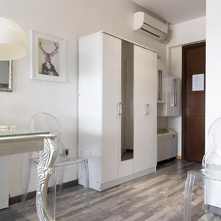 Apartment Center Iii By Casa D'oro